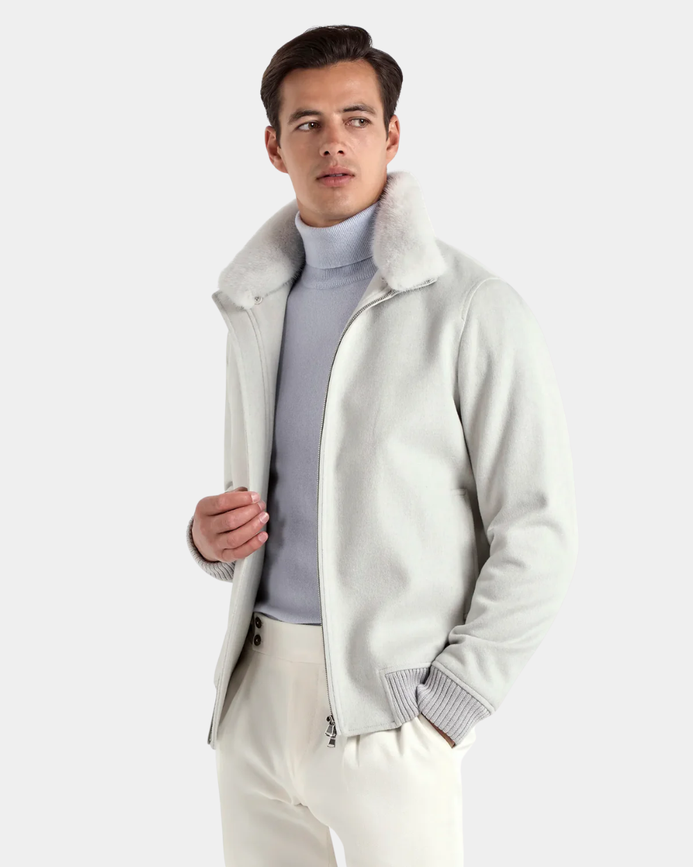 Off-White-Bomberjacke mit abnehmbarem Nerzkragen